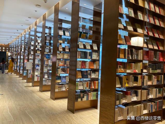 现在的实体书店靠什么盈利？书店怎么赚钱？看完你就知道！