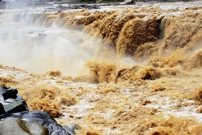 黄河发生2020年第5号洪水（黄河洪水泛滥的原因）