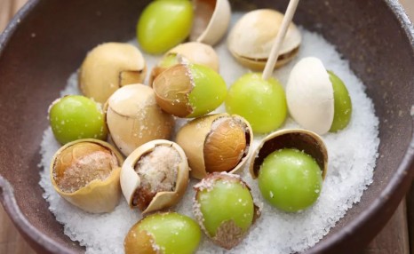 菠萝、小龙虾都有毒?最全官方权威“天然食毒”物普,赶紧收藏