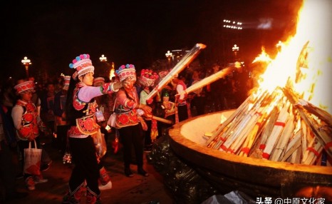 火把节是一个什么样的节日？是哪个民族的节日？在什么时间举行