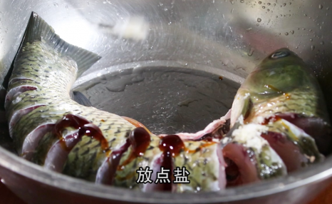 草鱼最好吃的做法，香嫩爽口，做法一看就会，3斤大草鱼不够吃