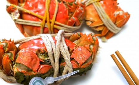 吃螃蟹过敏怎么办？当务之急，要分这3种情况处理