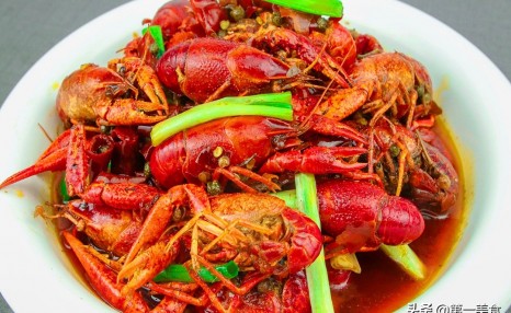 大厨教你在家做麻辣小龙虾,虾肉嫩滑麻辣够劲,干净卫生吃着放心