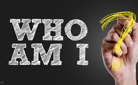 “我是谁？”面对高中孩子自我意识觉醒，家长你的应对方式对吗？