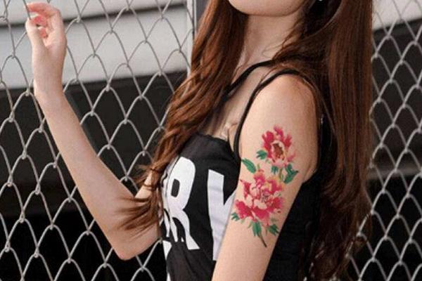 玫瑰花纹身图案大全 玫瑰花纹身的含义是什么