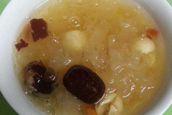 白木耳红枣汤功效与作用 白木耳红枣汤做法