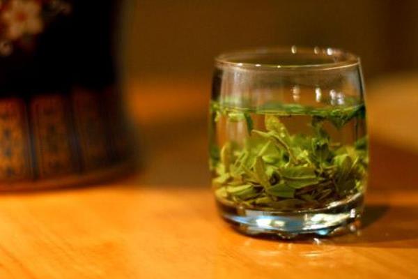 龙井茶的功效与作用及禁忌 喝龙井茶有什么好处
