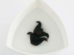 菱角怎么剥壳（快速技巧）,菱角怎么洗