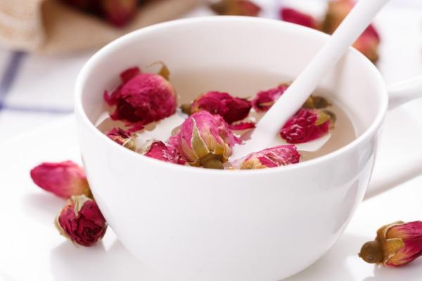 玫瑰花茶市场价格多少钱一斤 玫瑰花茶能祛斑吗