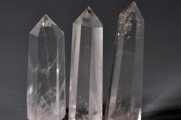 天然水晶市场价格多少钱一克 天然水晶和人造水晶的区别是什么