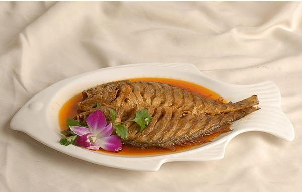 黄花鱼市场价格多少钱一斤 黄花鱼生长在哪里