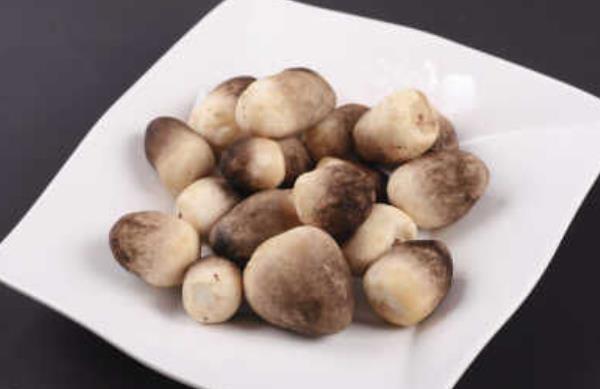 草菇的功效与作用及禁忌 草菇营养价值