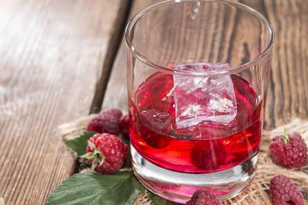 树莓酒的功效与作用及禁忌