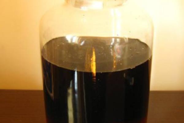 红枣酒的功效与作用及禁忌 红枣酒的家庭制作方法