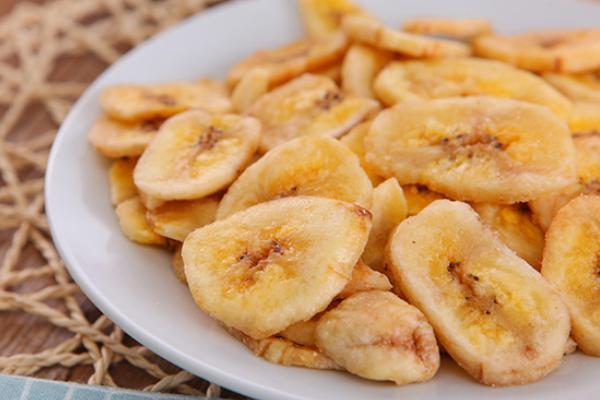 香蕉干最简单的做法 香蕉干热量是多少