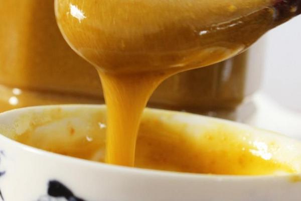 五味子蜂蜜的功效与作用及禁忌 五味子蜂蜜的适用人群