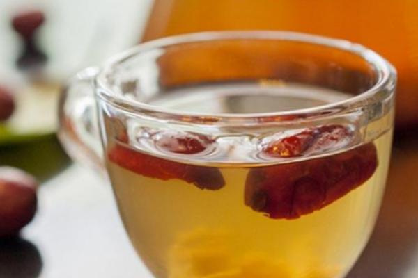 红枣桂圆枸杞茶的功效与作用