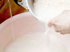 淘米水能洗脸吗