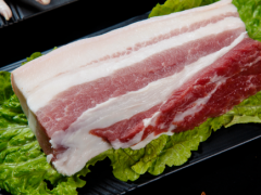 “史上最强”生猪复产政策出炉！肉价连降4周,香肠腊肉做起来！