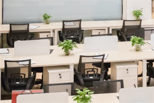 新冠疫情已影响全球超八成劳动人口具体是怎么回事？这三个行业面临就业风险！