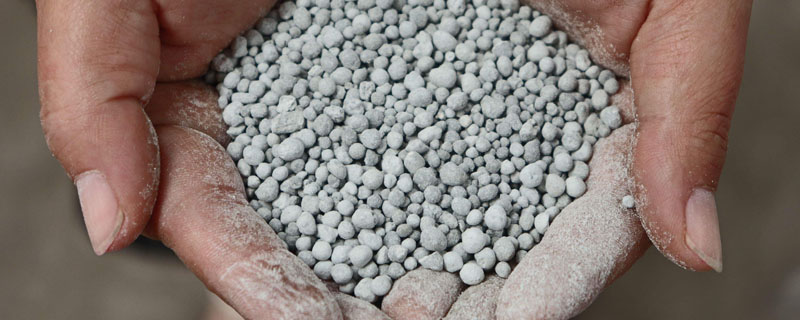 磷肥加熟石灰研磨有气味吗
