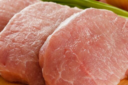 全国猪肉零售均价每公斤下降13元