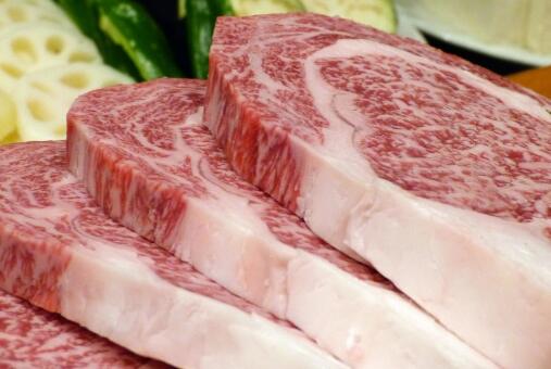 猪肉价格一个月每公斤涨近7元