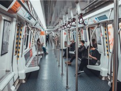 上海地铁将禁手机外放，上海市轨道交通乘客守则主要哪些内容