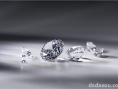 钻石是世界上最大的骗局？世界最大紫粉钻石卖出1.76亿元