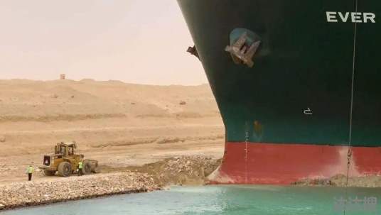 堵塞苏伊士运河的货轮成功上浮 苏伊士运河大赛船有何后果