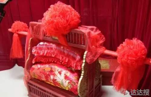 子孙桶里放麻线是什么意思