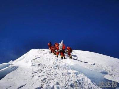 体育总局:停止春季珠峰北坡登山活动