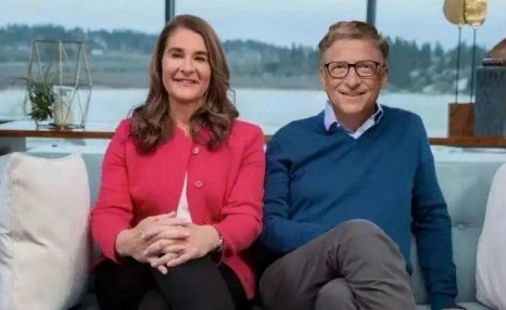 比尔·盖茨与妻子宣布离婚