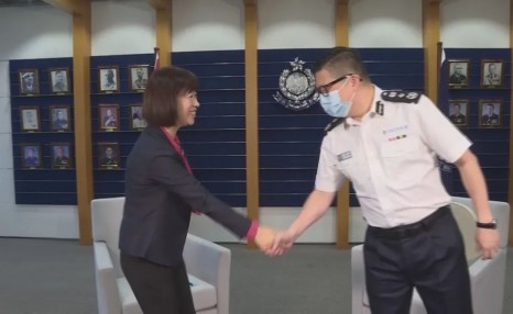 新任香港保安局局长接受专访
