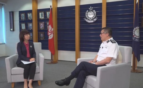 新任香港保安局局长接受专访