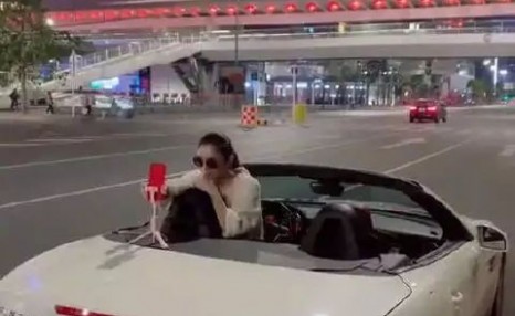 抖音上的豪车从何而来：抖音开豪车，别墅里住着这么多美女，是真的吗？ 