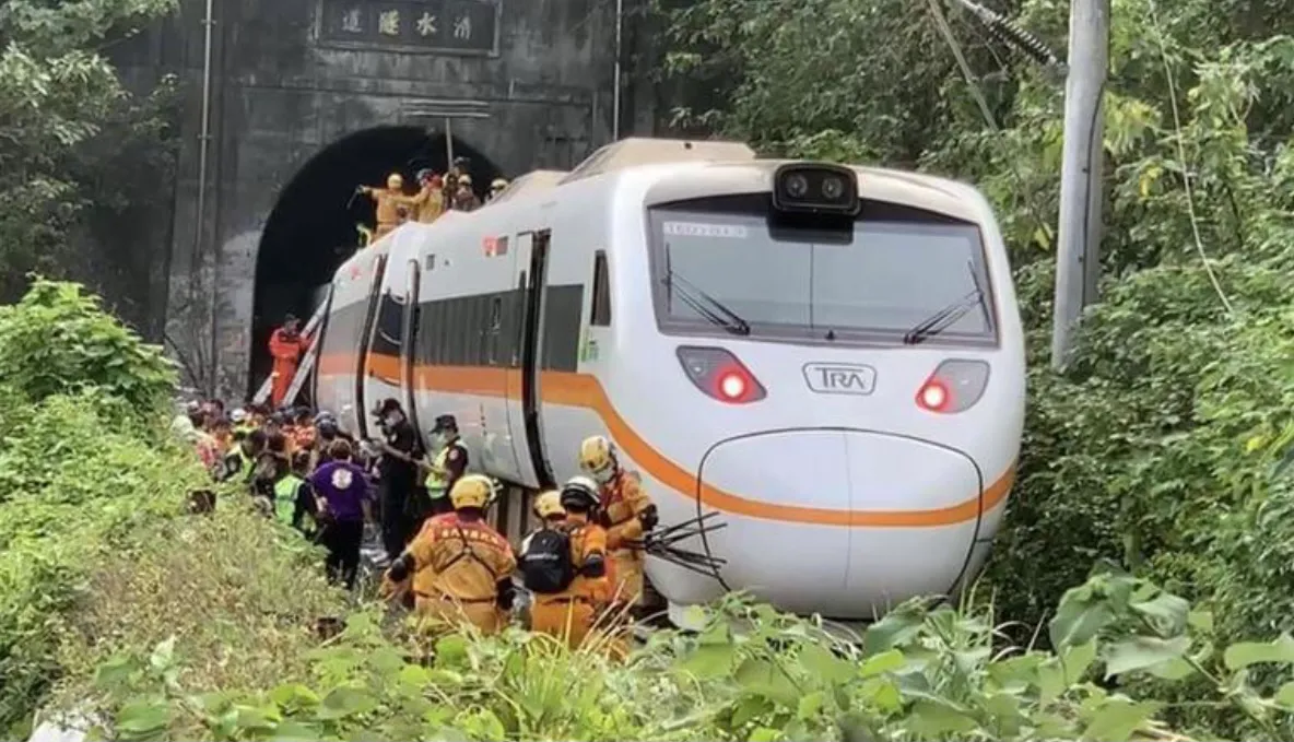 台铁出轨致49死事故报告发布